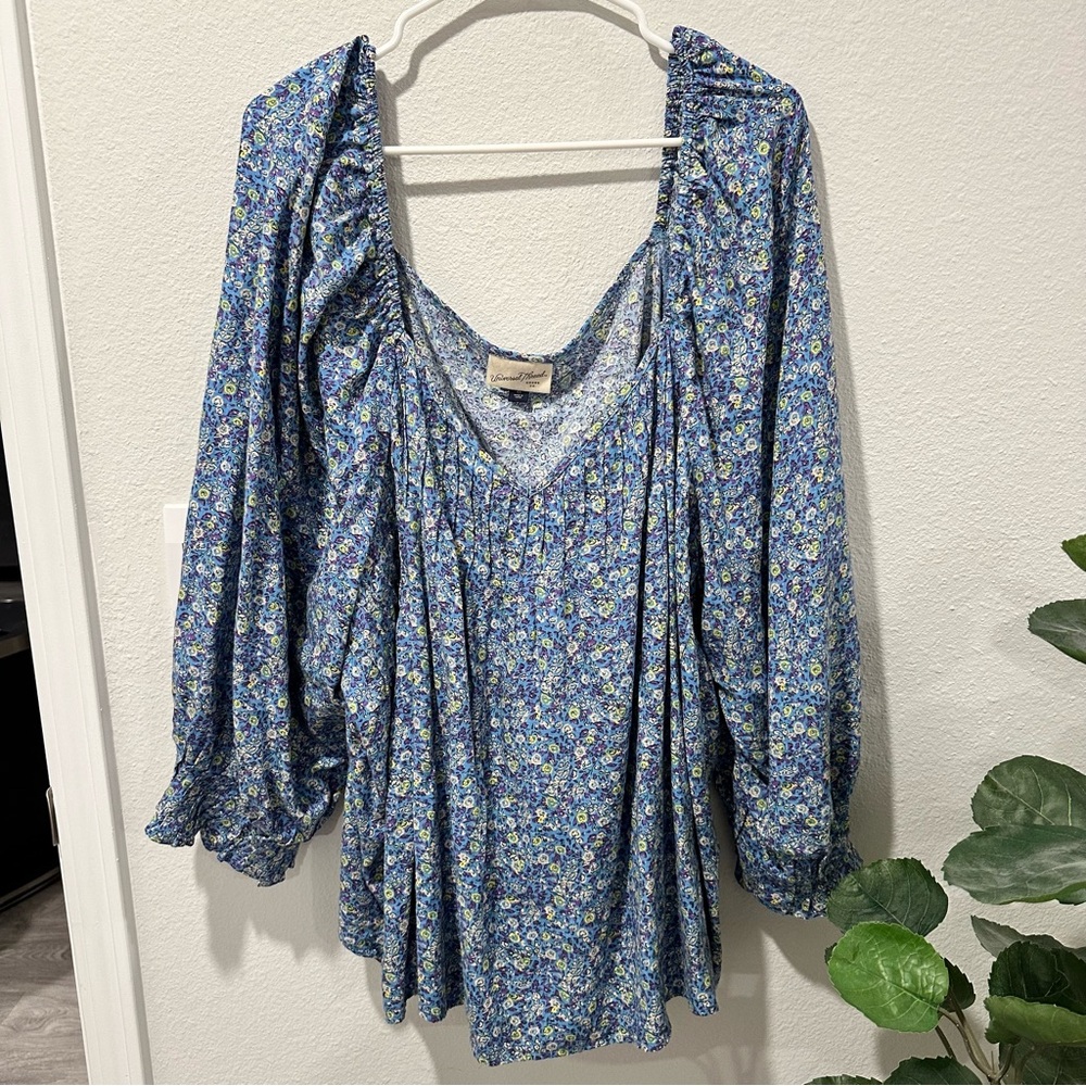 Universal Thread Long Sleeve Floral Blouse